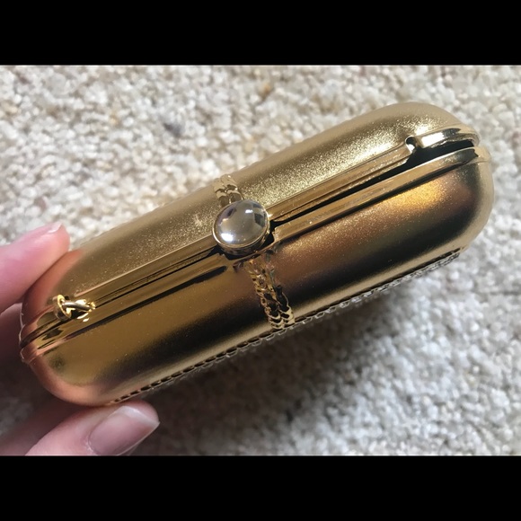 Small Vintage Clutch - Picture 3 of 3